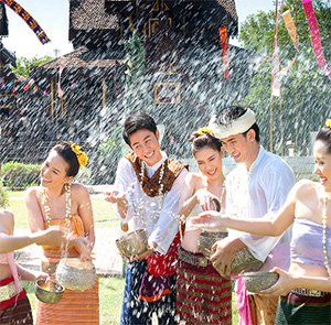 Du lịch Thái Lan Bangkok - Pattaya - Lễ hội té nước Songkran từ Hà Nội
