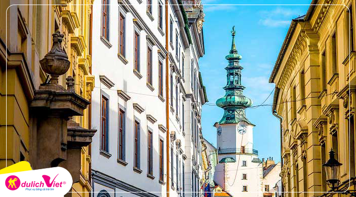 Khu phố cổ nổi tiếng tại Bratislava 