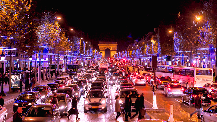 giang-sinh-o-dai-lo-champs-elysees_du-lich-viet