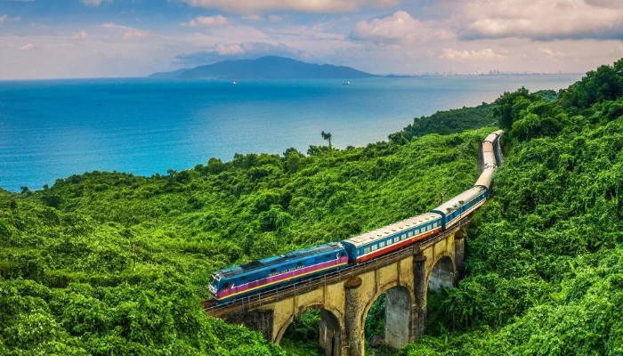 Phương tiện di chuyển đến Huế