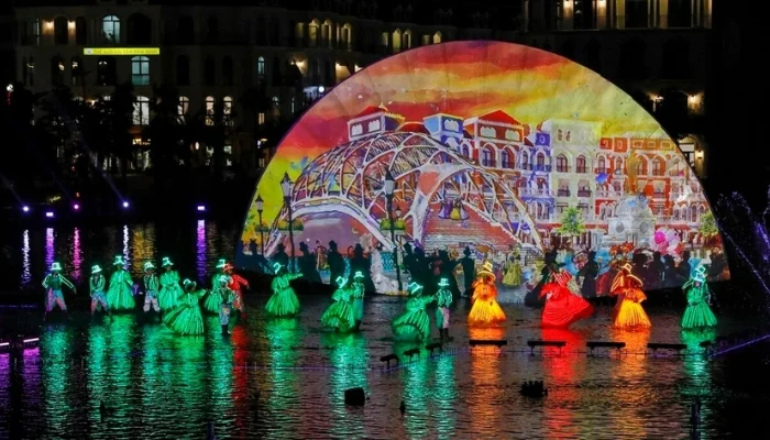 Show Sắc màu Venice 