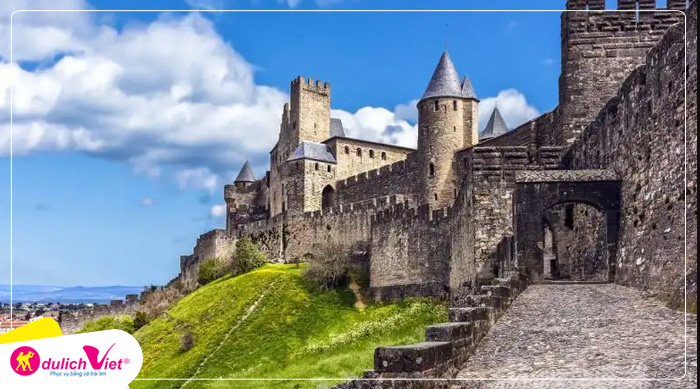 Tham quan lâu đài Cite de Carcassonne