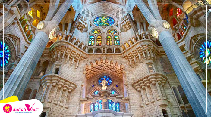 Vương cung thánh đường Sagrada Familia