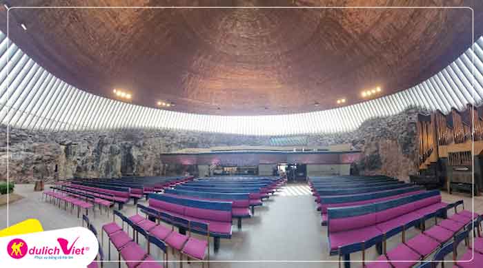 Du lịch Bắc Âu tham quan nhà thờ Temppeliaukio
