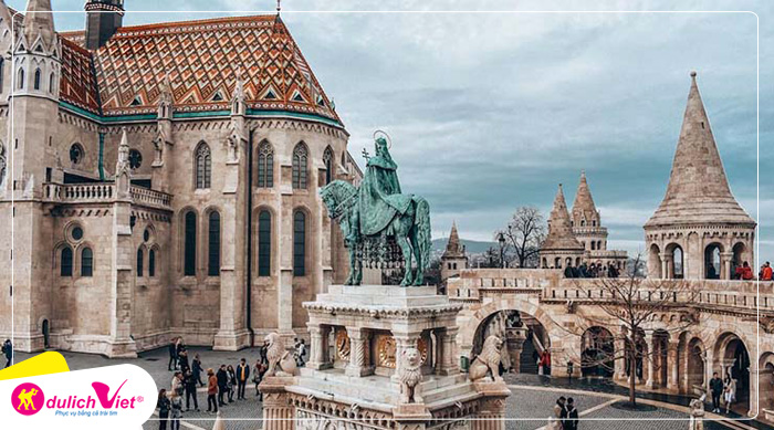 Pháo đài Fisherman's Bastion.