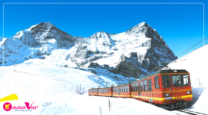 Lên đỉnh núi Jungfraujoch đắm mình trong thế giới thần tiên trên núi cao của băng