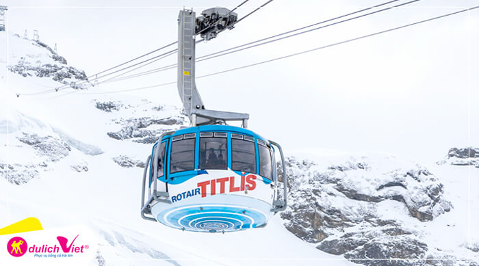 núi Titlis, đoàn sẽ ngồi cáp treo lên Đỉnh núi