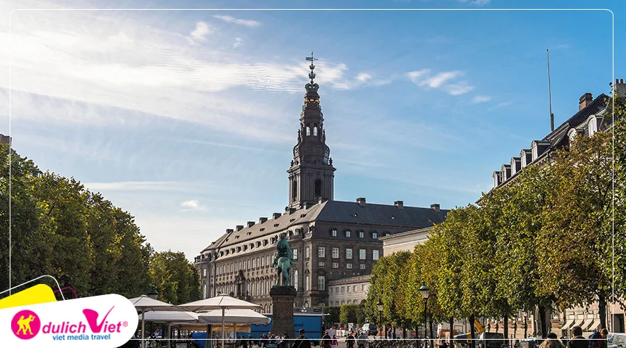  Cung điện Christiansborg