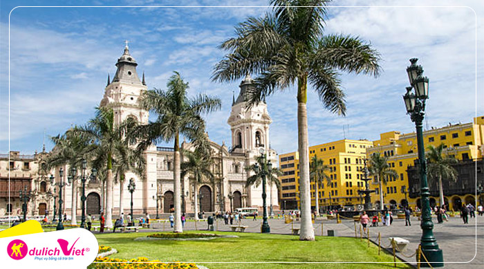 Quảng trường The Plaza de Armas 