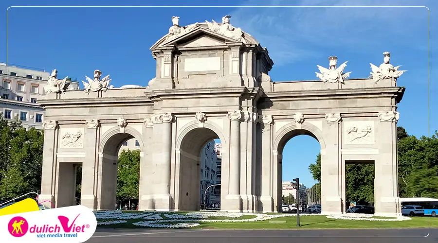 Puerta de Alcala