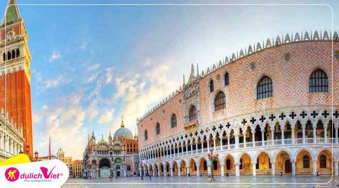 Quảng trường thánh Piazza San Marco