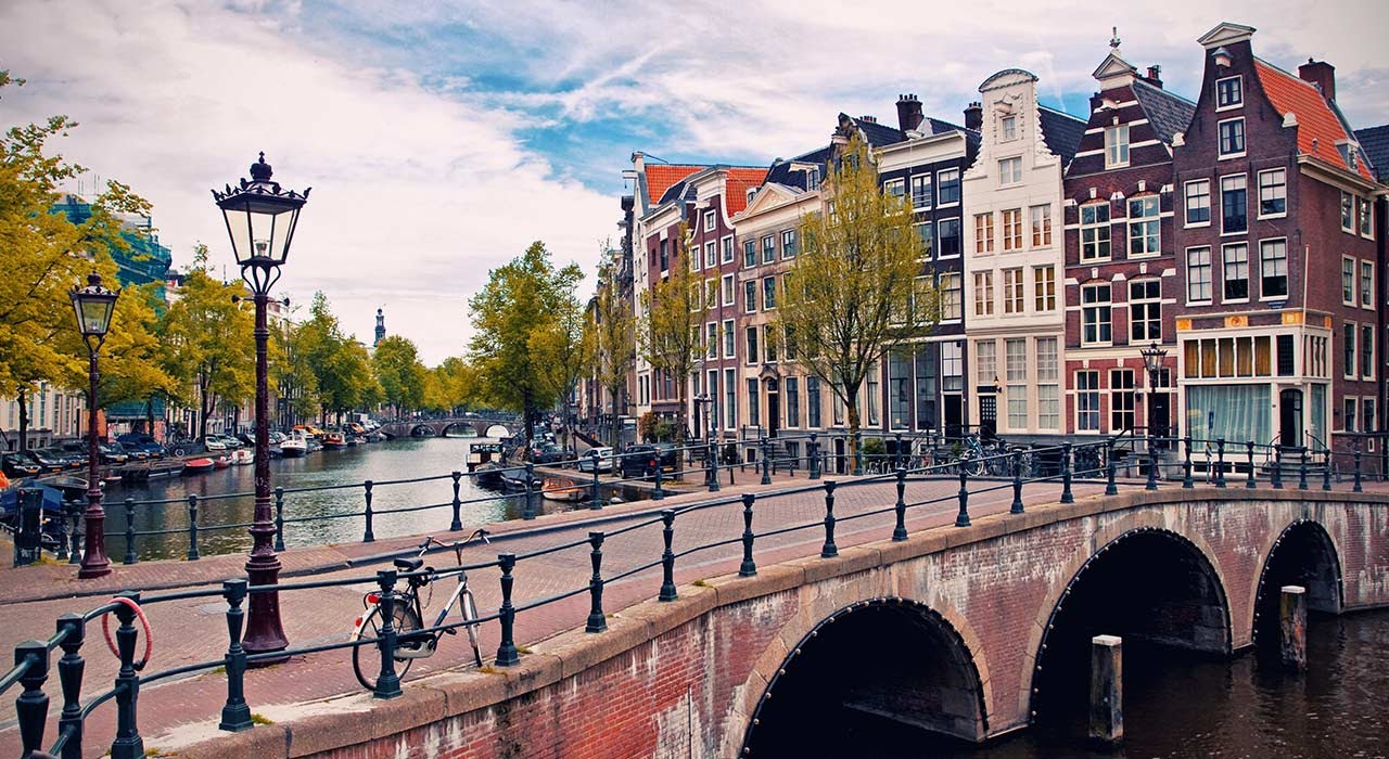 Du lịch Amsterdam - Hà Lan thành phố cởi mở rất Châu Âu
