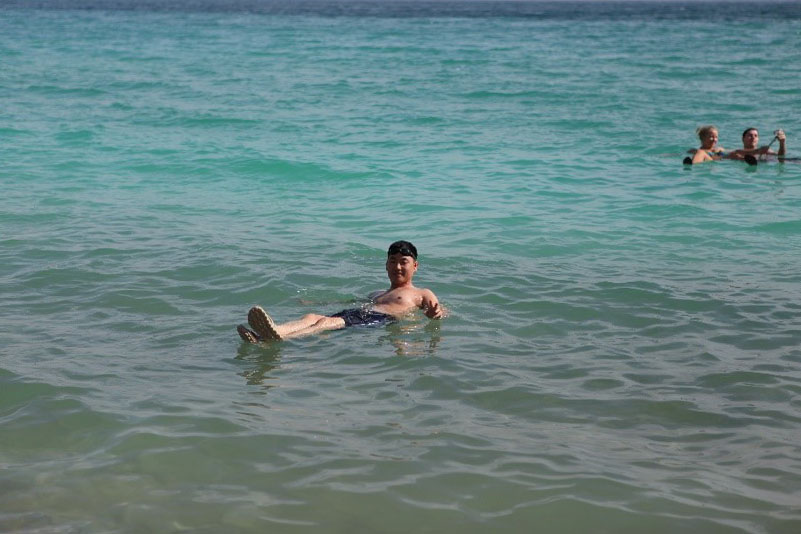 Du lịch Israel - Biển Chết nơi thu hút đông đảo khách du lịch