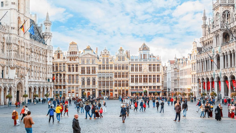 Brussels nổi tiếng với hơn 300 danh lam thắng cảnh 