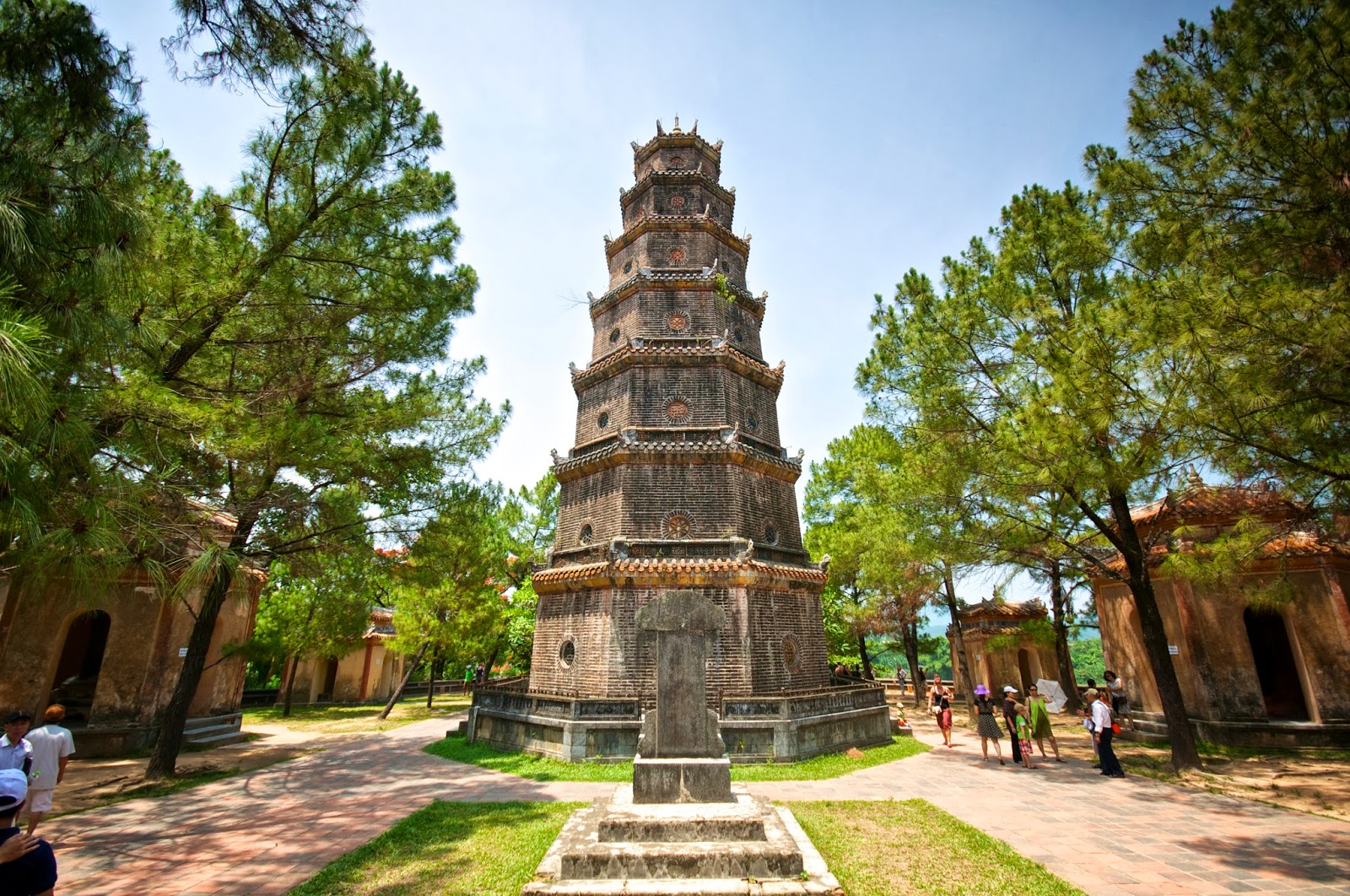 Chùa Thiên Mụ - Tour du lịch Huế