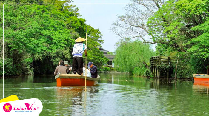 Trải nghiệm ngồi thuyền ngắm cảnh trên sông  Yanagawa