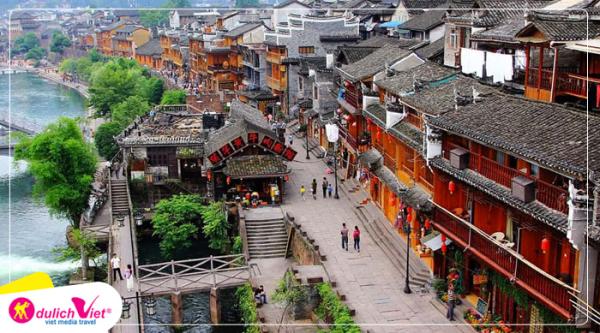 Du lịch Trung Quốc Tết Âm lịch Trương Gia Giới - Phượng Hoàng Cổ Trấn từ Sài Gòn 2025