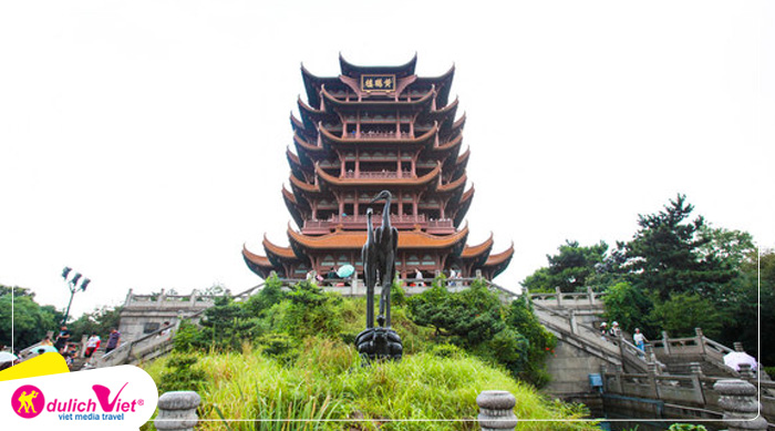 Tham quan Hoàng Hạc Lâu