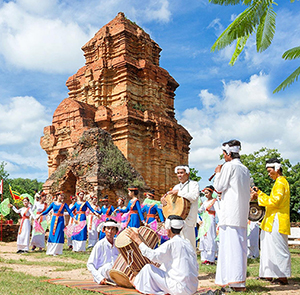 Du lịch Nha Trang Lễ 30/4 - Tour Du Ngoạn 4 Đảo từ Sài Gòn 2024