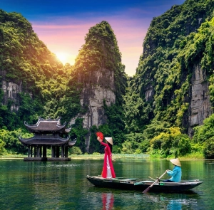 Tour Tại Điểm Ninh Bình 2N1Đ | Hoa Lư - Tam Cốc/Tràng An - Hang Múa - Hạ Long