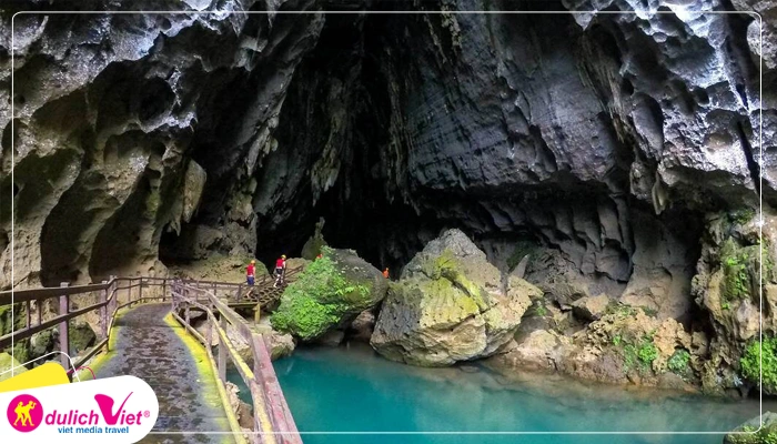Hang Tối: Là một nhánh thuộc hệ thống hang động Phong Nh