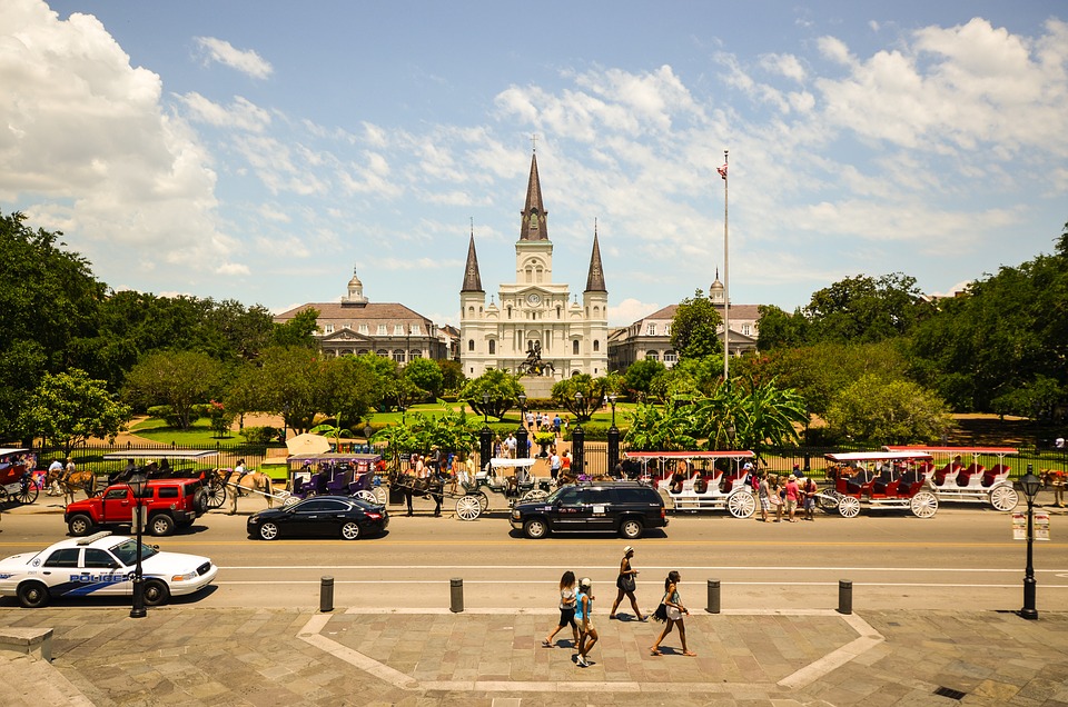 Thành phố New Orleans là trung tâm công nghiệp, cảng biển lớn nhất nước Mỹ