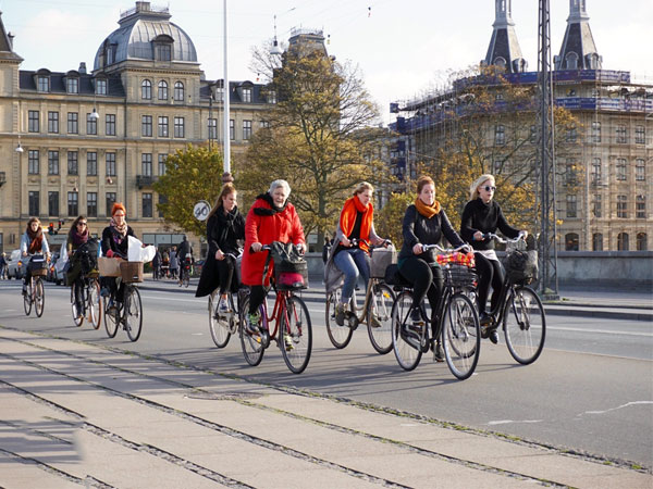 Người dân Đan Mạch rất thích di chuyển bằng xe đạp