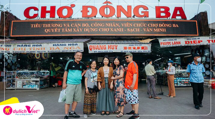 cho-dong-ba-lau-doi-nhat-xu-hue-du-lich-viet
