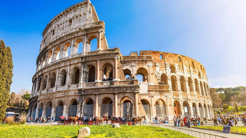 Rome nổi tiếng với những công trình kiến trúc của một Vương quốc La Mã cổ xưa