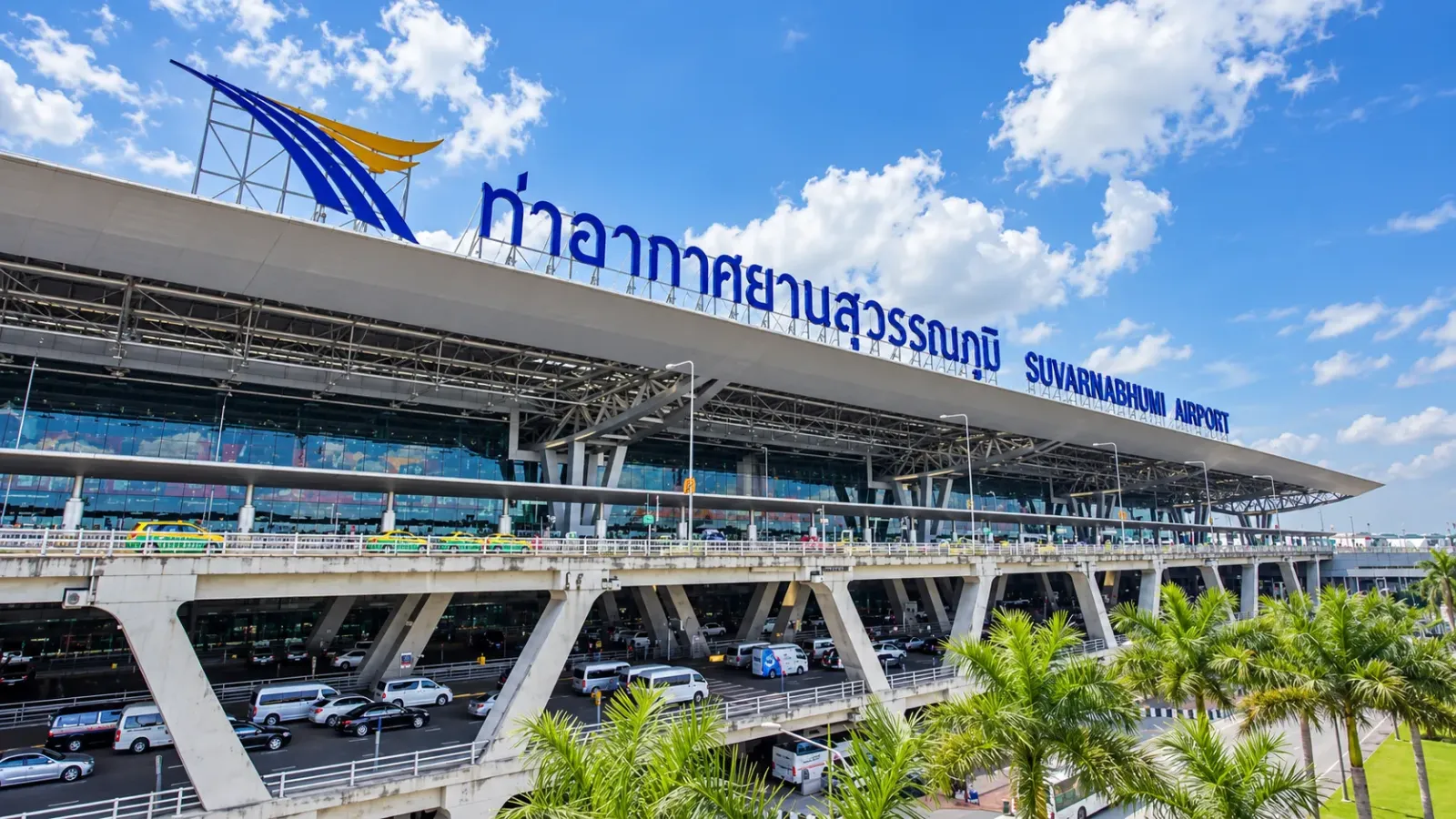 Khu vực nhà ga sân bay Suvarnabhumi tại Bangkok Thái Lan