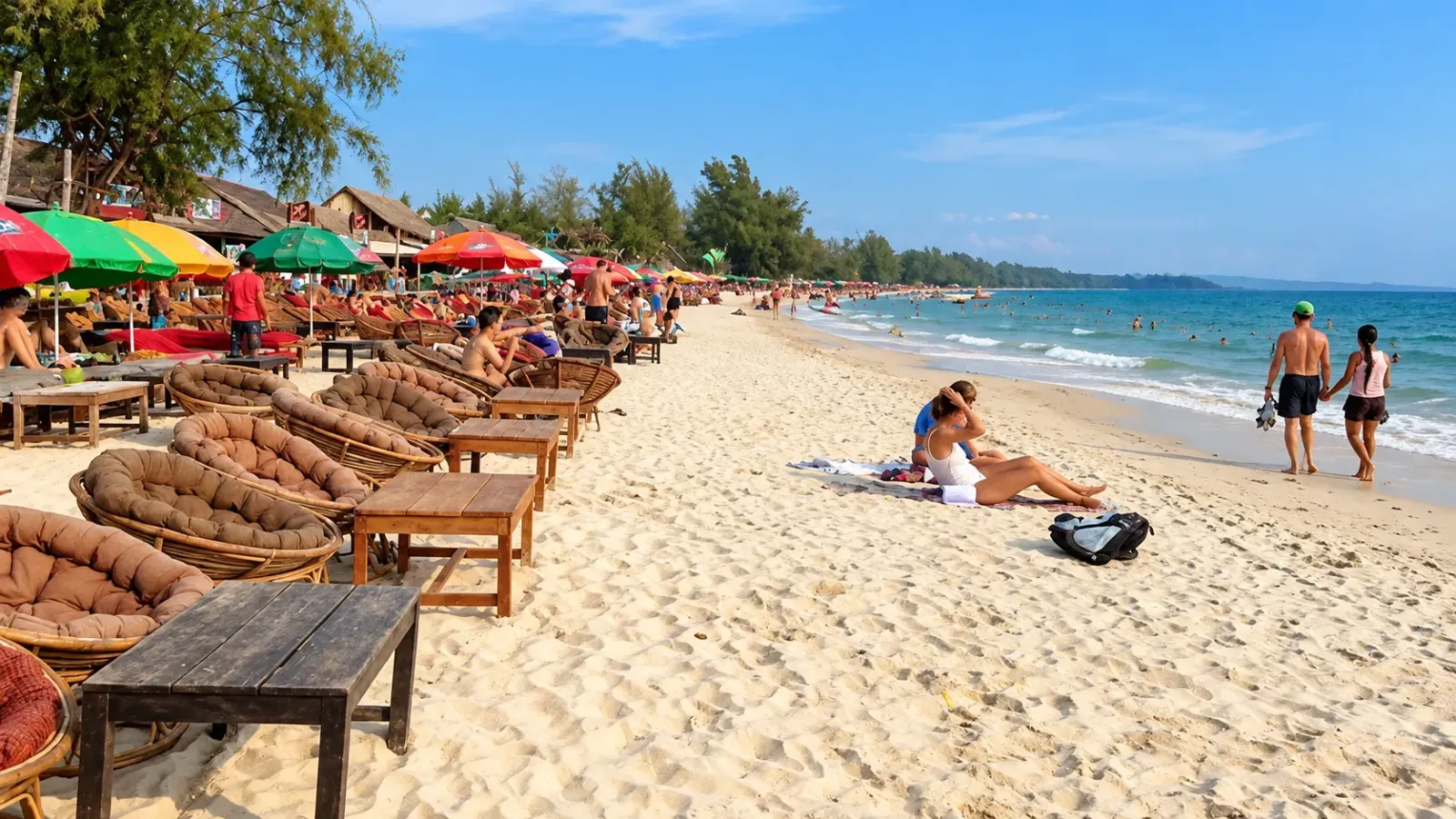 Khung cảnh bãi biển Serendipity tại thành phố Sihanoukville Campuchia