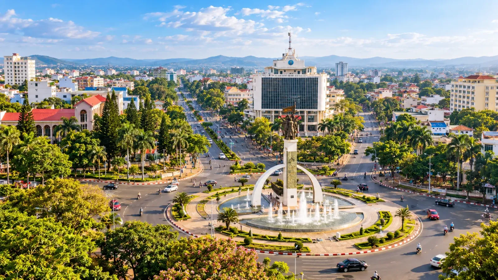 Khung cảnh du lịch Buôn Ma Thuột với không gian cao nguyên và nét đặc trưng Tây Nguyên
