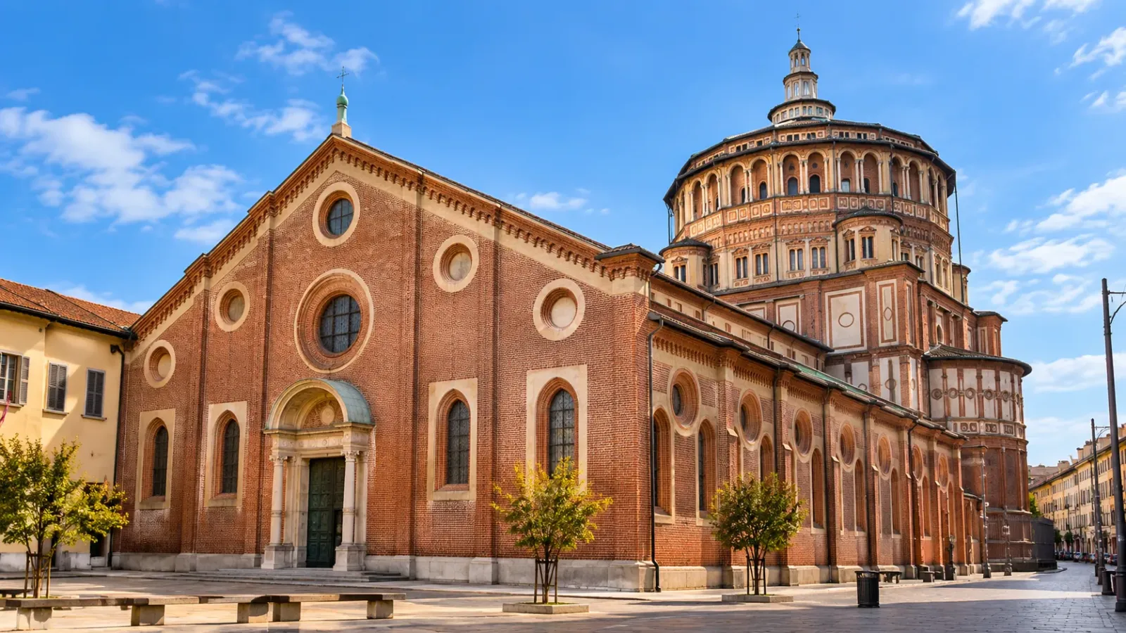 Ngoại thất nhà thờ Santa Maria delle Grazie tại Milan gắn với kiệt tác Bữa Tiệc Ly của Leonardo da Vinci