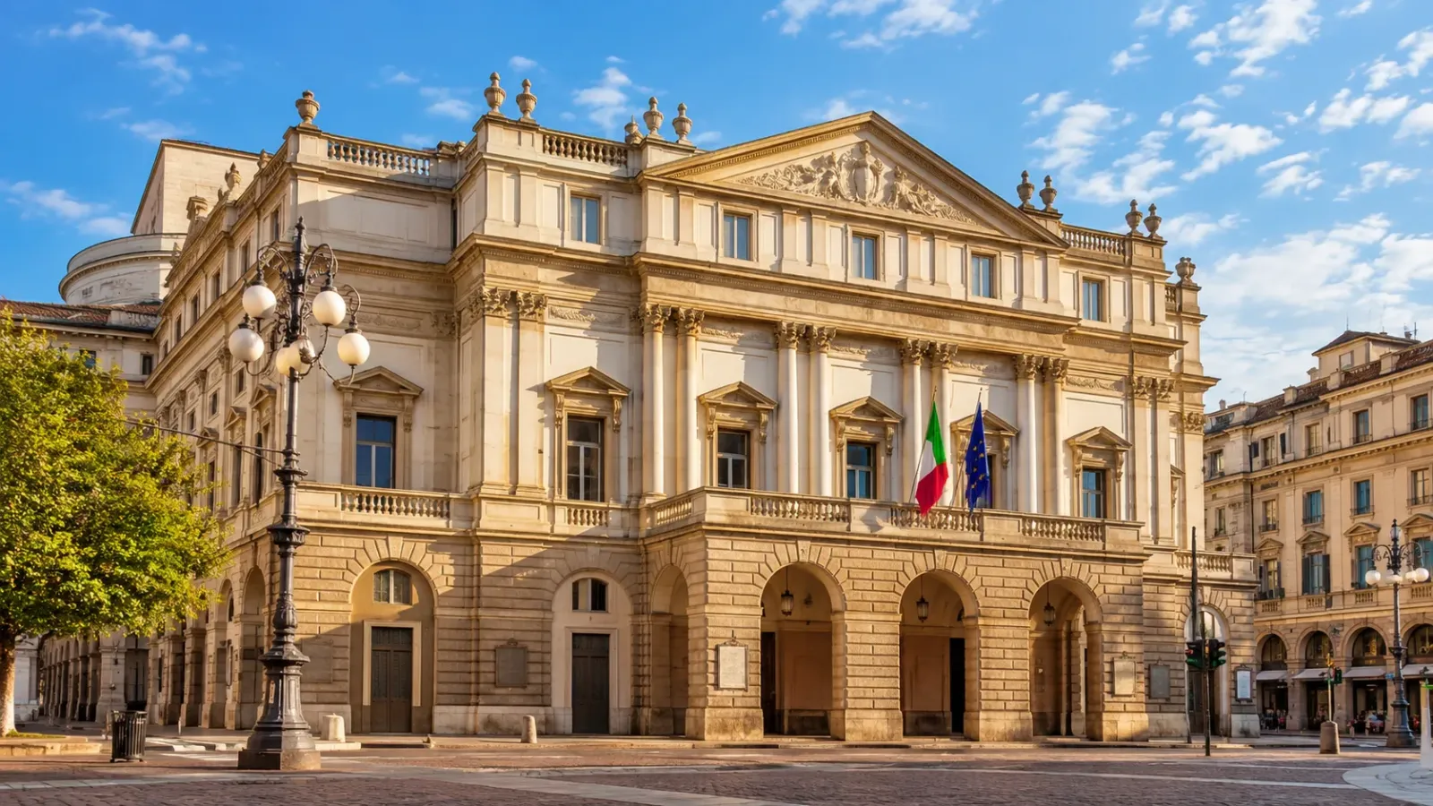 Nhà hát Teatro alla Scala tại Milan, địa điểm biểu diễn opera và ballet nổi tiếng của nước Ý