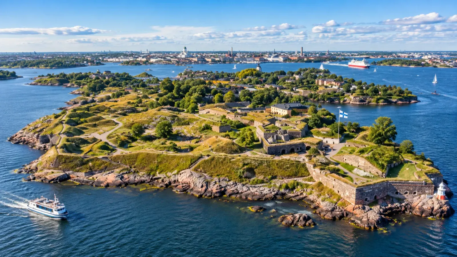 Quần thể pháo đài biển Suomenlinna trên các đảo ngoài khơi Helsinki Phần Lan