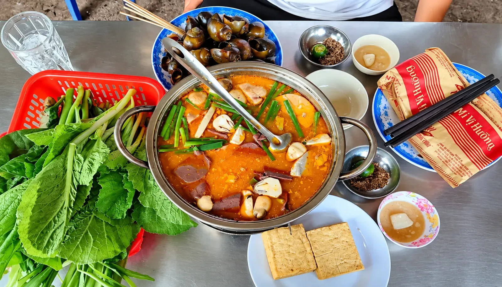 vit-nau-chao-mon-ngon-dan-da-noi-tieng-cua-can-tho
