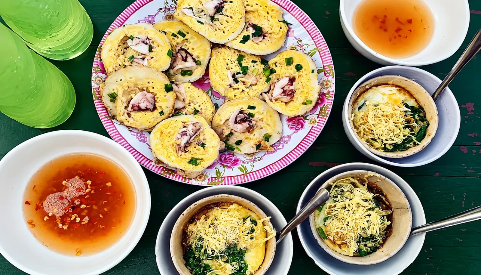 banh-can-banh-xeo-hai-san-binh-ba-huong-vi-gion-nong-hap-dan