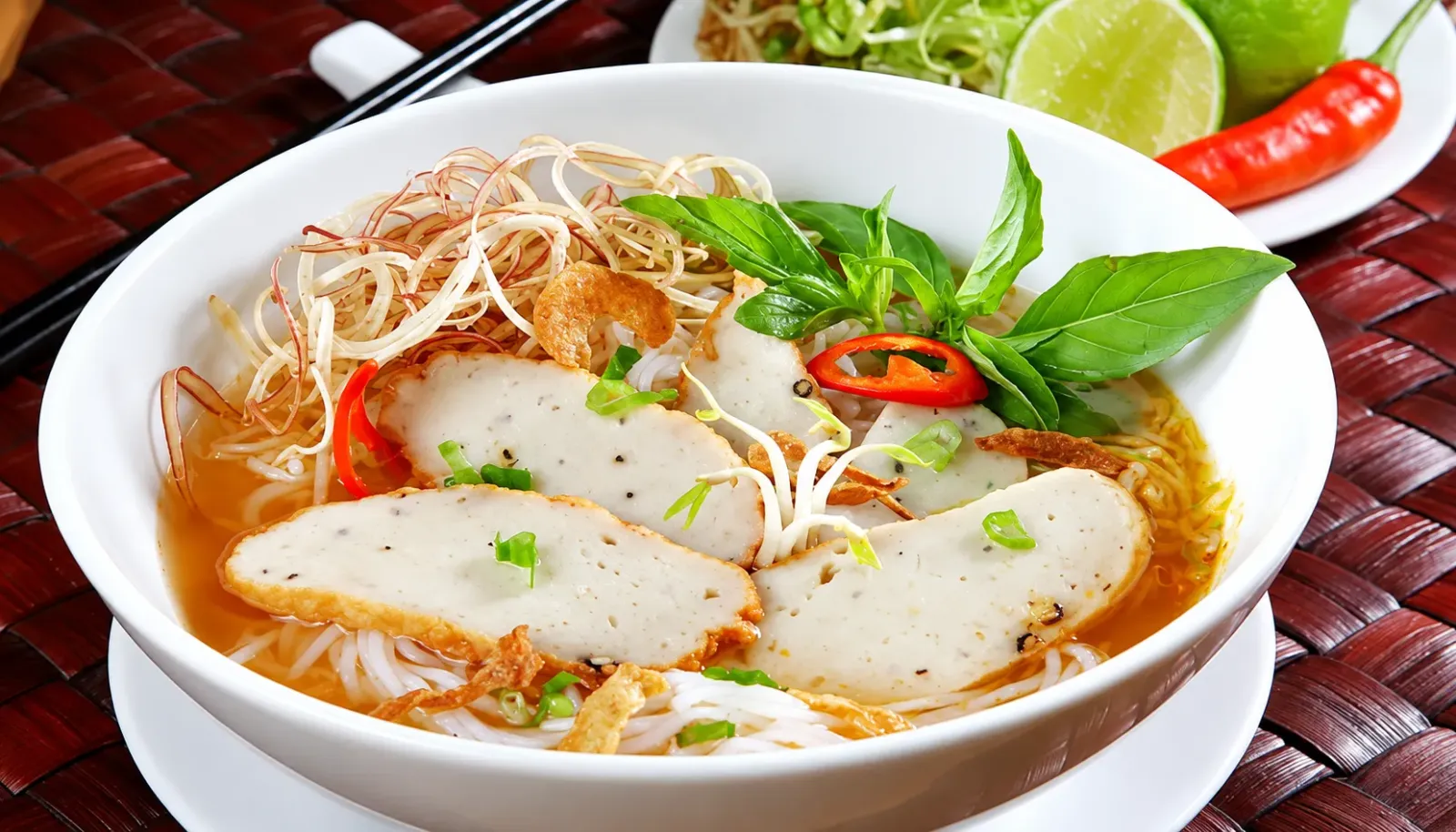 bun-cha-ca-khanh-hoa-mon-an-sang-dam-da-huong-vi-bien