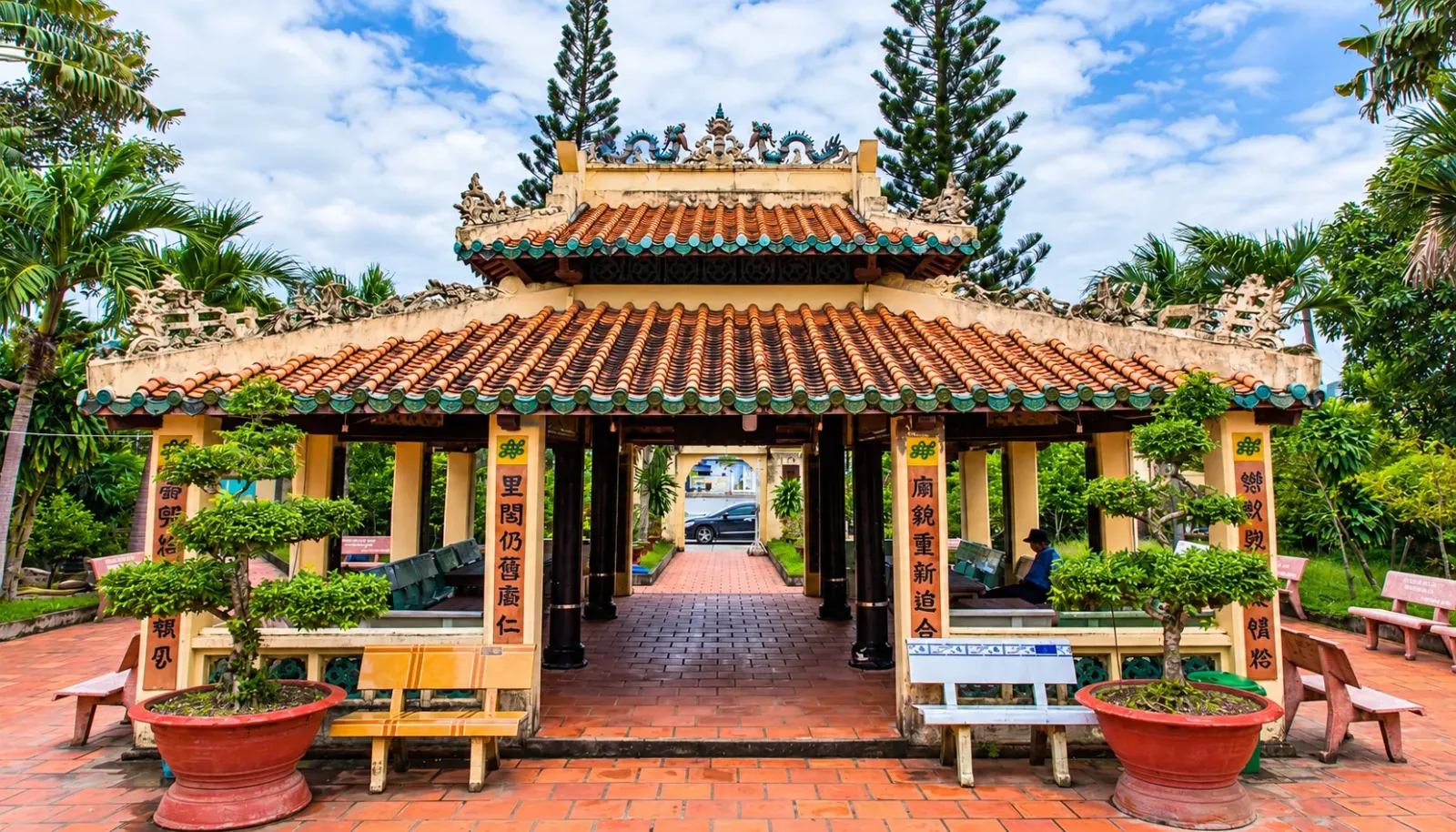 lang-mac-cuu-dau-an-lich-su-giua-khong-gian-co-kinh-ha-tien