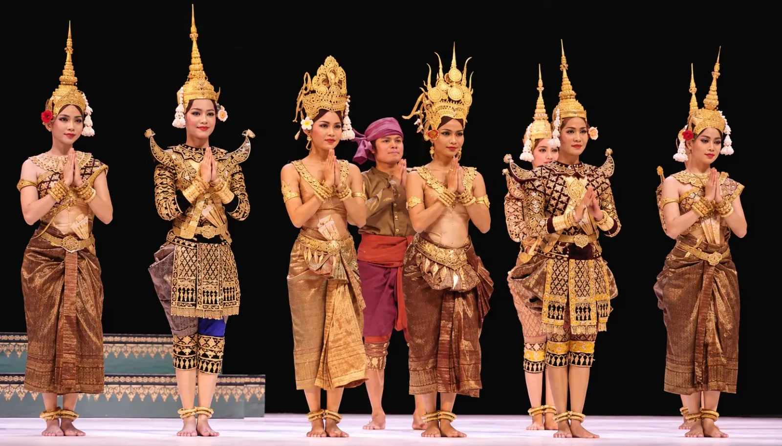 trang-phuc-dan-toc-nguoi-khmer