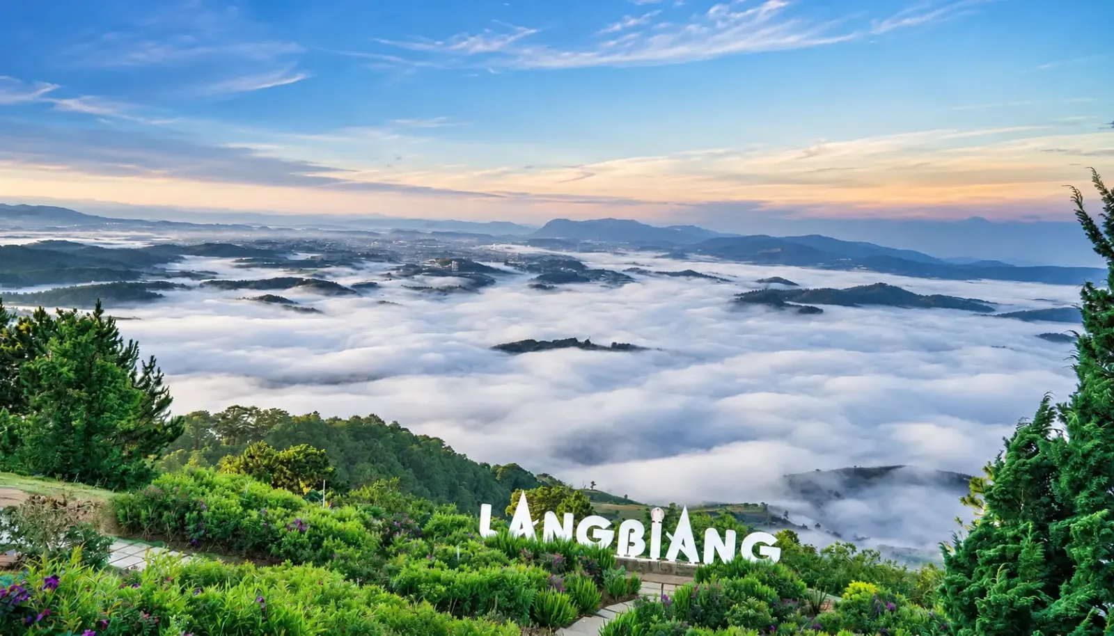 khung-canh-san-may-tai-nui-langbiang-da-lat