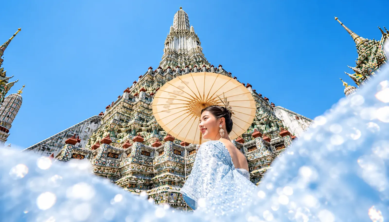 wat-arun-ngoi-chua-noi-bat-ben-song-chao-phraya