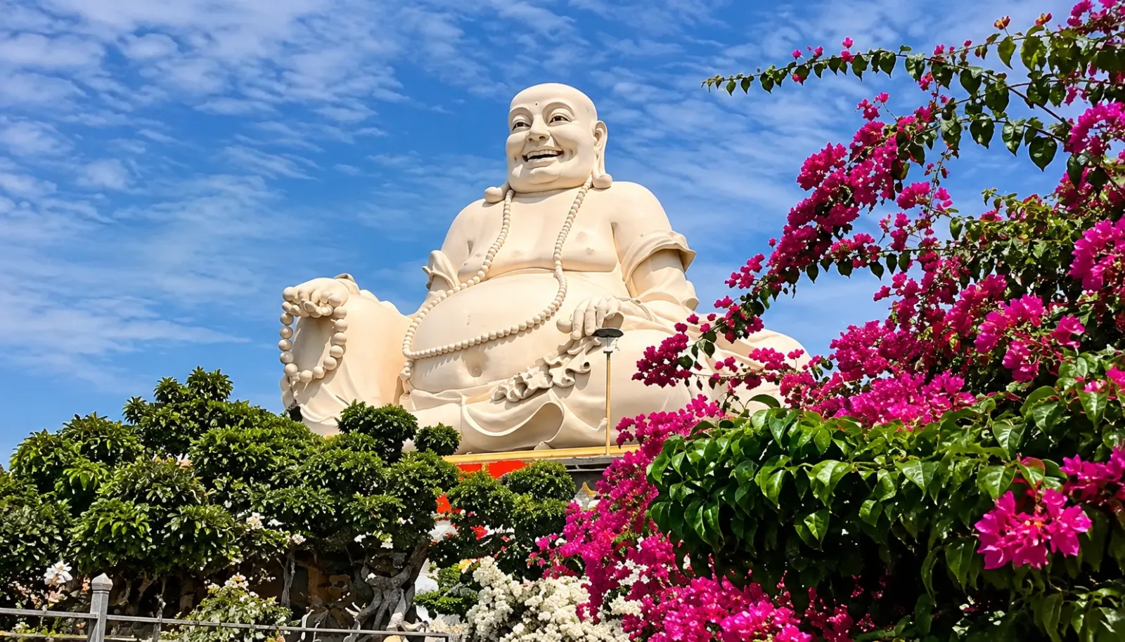 chua-vinh-trang-net-kien-truc-co-giua-tien-giang