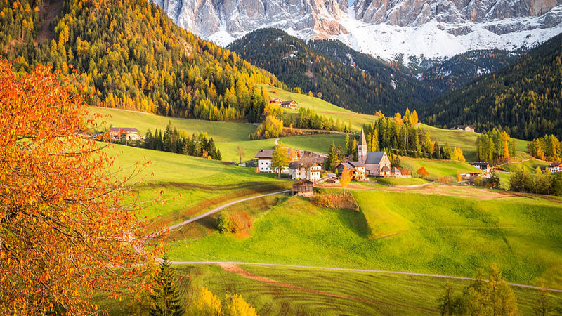 Khám phá tour du lịch Thụy Sĩ tự túc chơi gì, ở đâu?