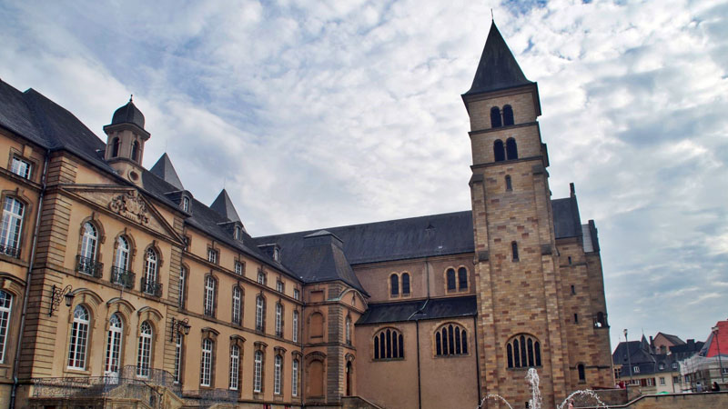 Echternach và Tu viện Benedictine là điểm đến du lịch Luxembourg nổi tiếng