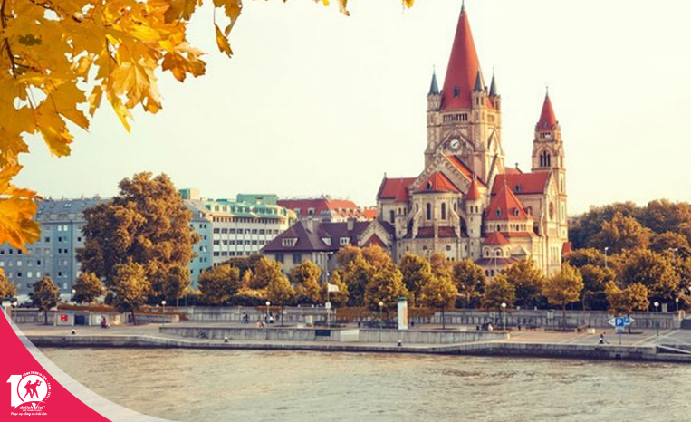Du lịch Châu Âu - Séc - Áo - Slovakia - Hungary - Làng Hallstatt - Đức mùa Thu từ Sài Gòn giá tốt