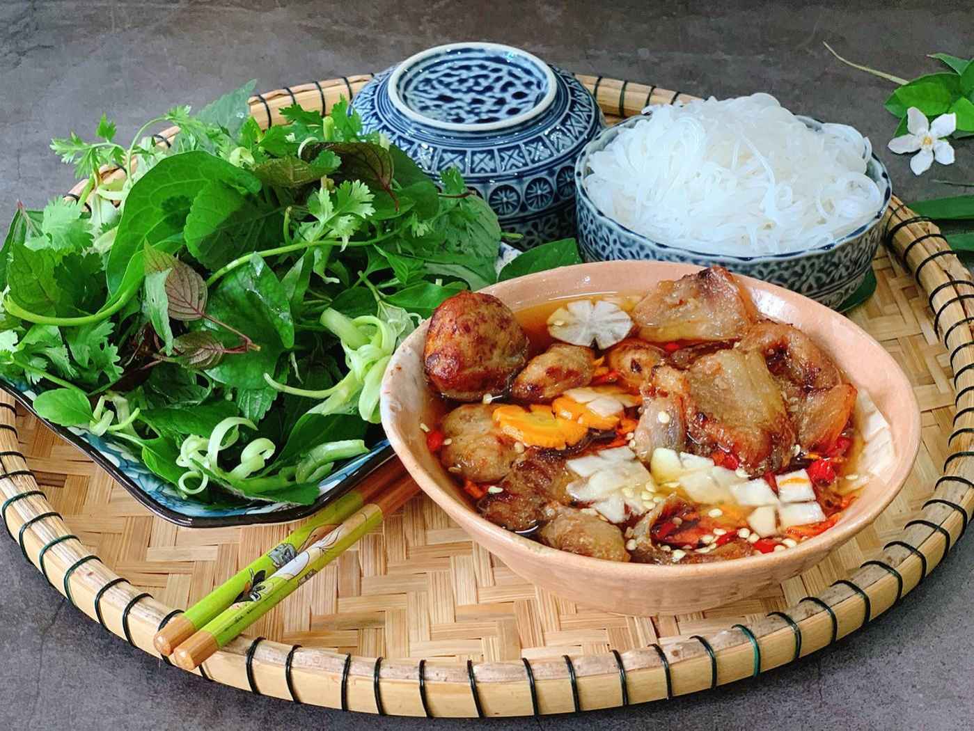 Bún Chả Hà Nội - Hương Vị Độc Đáo Không Thể Quên