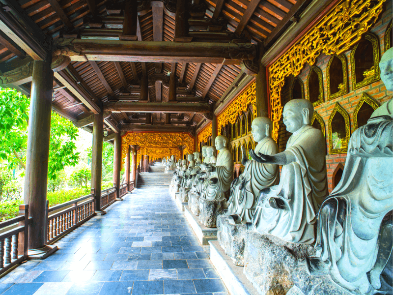 Chùa Bái Đính có nhiều tượng La Hán nhất Việt Nam