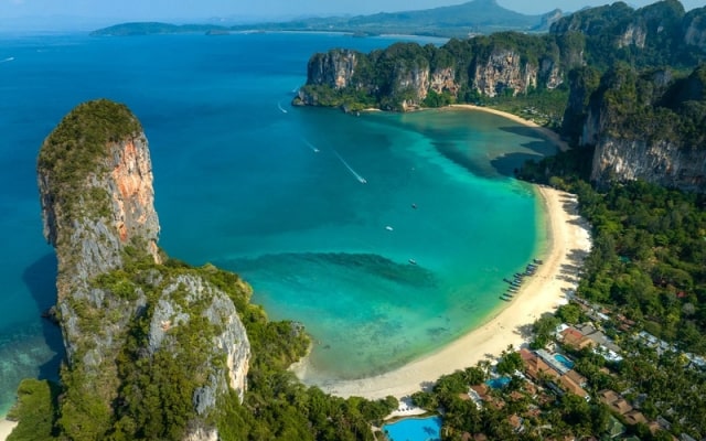 Khám phá biển Ao Nang - thiên đường du lịch nổi tiếng tại Krabi, Thái Lan