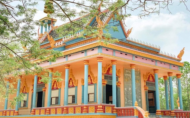 Khám phá chùa Koh Kas - địa điểm check in nổi tiếng nhất nhì An Giang
